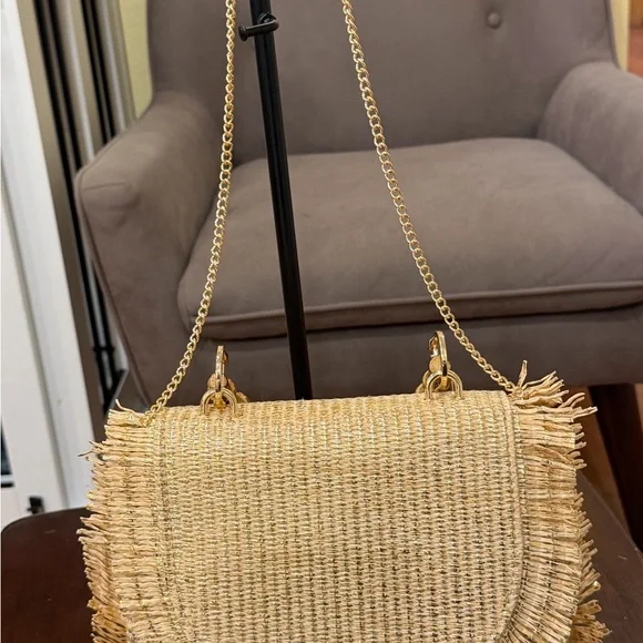 NWT Tommy Bahama Gold and Tan woven bag with Bamboo Handle & Crossbody Strap - Picture 5 of 16